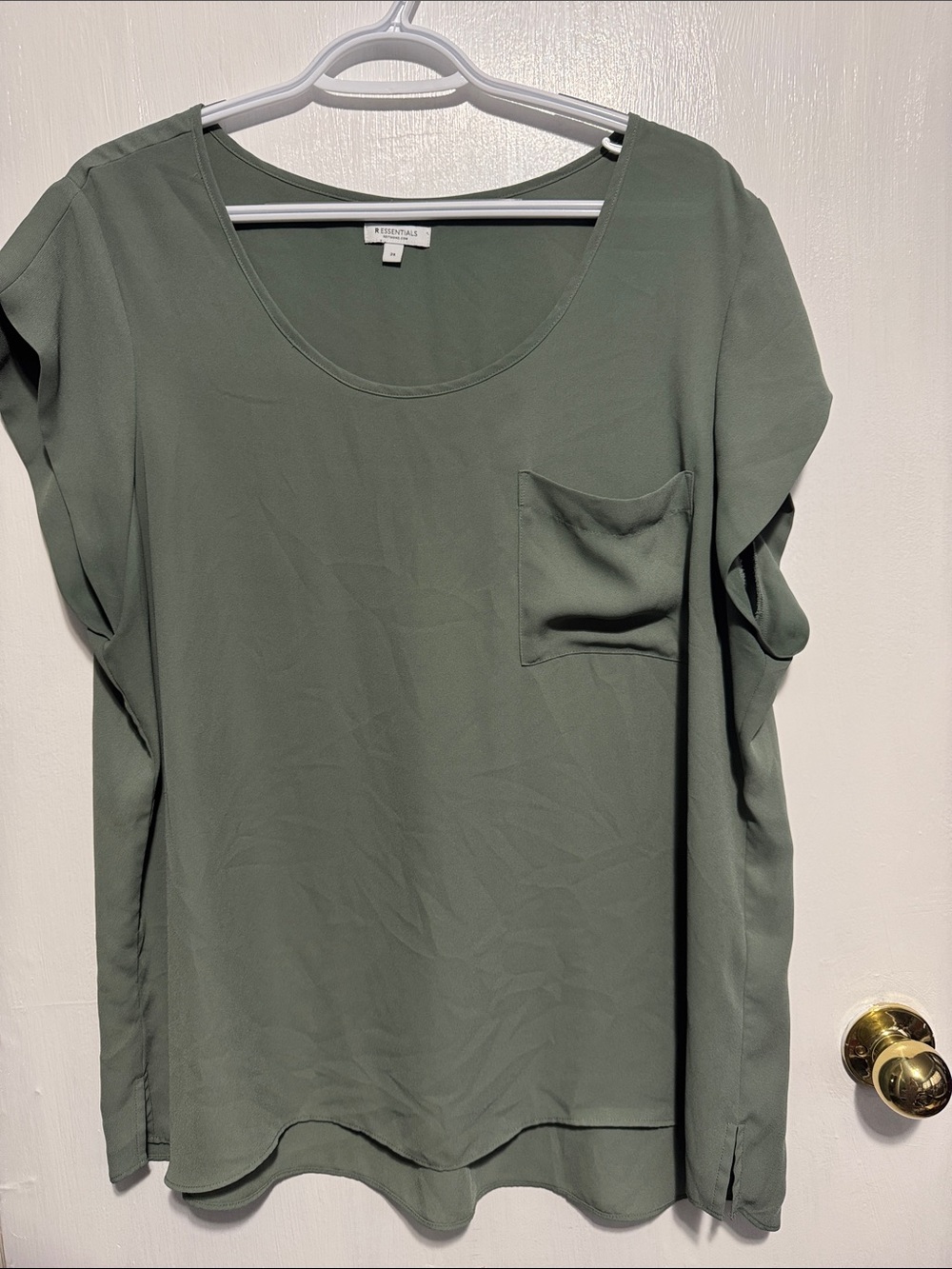 Reitmans Olive Green Scoop Neck Pocket Blouse